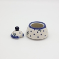 Cukiernica ceramiczna – stylowy dodatek do Twojej zastawy.